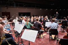 Paavo-Jarvi_Estonian-Festival-Orchestra-2_photo-credit-Kaupo-Kikkas