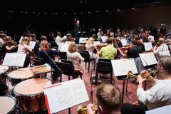 Paavo-Jarvi_Estonian-Festival-Orchestra-5_photo-credit-Kaupo-Kikkas