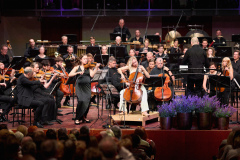 Kristine-and-Margarita-Balanas_Paavo-Jarvi_Estonian-Festival-Orchestra-4_photo-credit-Kaupo-Kikkas