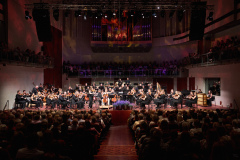 Kristine-and-Margarita-Balanas_Paavo-Jarvi_Estonian-Festival-Orchestra-6_photo-credit-Kaupo-Kikkas