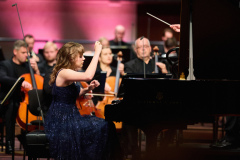 Tahe-Lee-Liiv_Paavo-Jarvi_Estonian-Festival-Orchestra-4_photo-credt-Kaupo-Kikkas
