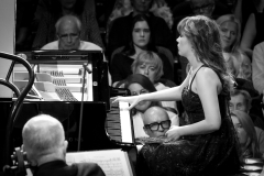 Tahe-Lee-Liiv_Paavo-Jarvi_Estonian-Festival-Orchestra-5_photo-credt-Toiv-Joul
