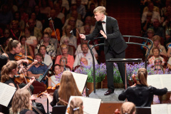 Kasper-Joel-Nogene_Jarvi-Academy-Symphony-Orchestra_photo-credit-Kaupo-Kikkas
