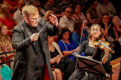 Kaur-Pennert_Jarvi-Academy-Symphony-Orchestra-2_photo-credit-Toiv-Joul