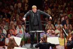 Kaur-Pennert_Jarvi-Academy-Symphony-Orchestra_photo-credit-Kaupo-Kikkas