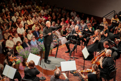 Paavo-Jarvi_Estonian-Festival-Orchestra-2_photo-credit-Toiv-Joul