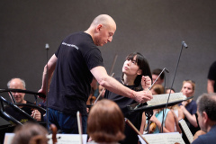 Alice-Sara-Ott_Paavo-Jarvi_Estonian-Festival-Orchestra_photo-credt-Kaupo-Kikkas