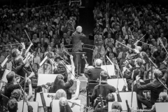 Paavo-Jarvi_Estonian-Festival-Orchestra_photo-credit-Toiv-Joul