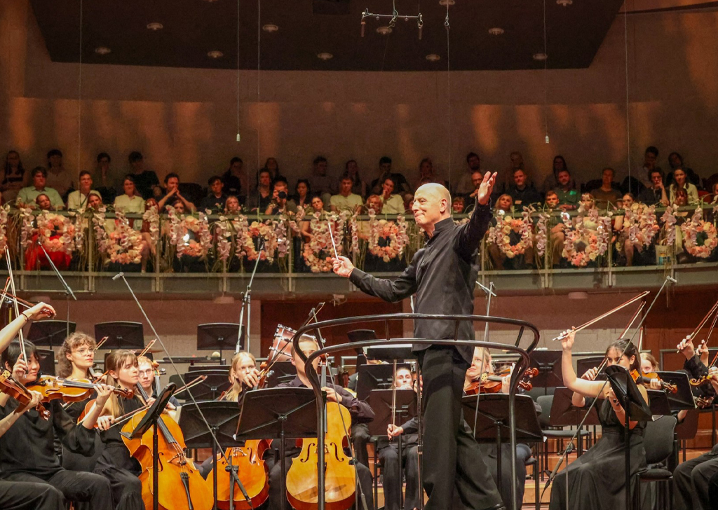 Pärnu muusikafestivali kontsert Eesti Festivaliorkestri ja Paavo Järvi dirigeerimisel Pärnu Kontserdimajas